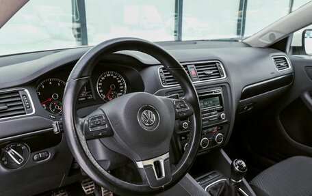 Volkswagen Jetta VI, 2013 год, 1 059 000 рублей, 10 фотография