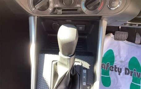 Toyota Raize I, 2023 год, 1 662 000 рублей, 9 фотография