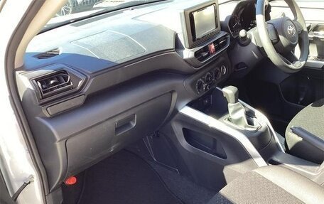 Toyota Raize I, 2023 год, 1 662 000 рублей, 15 фотография