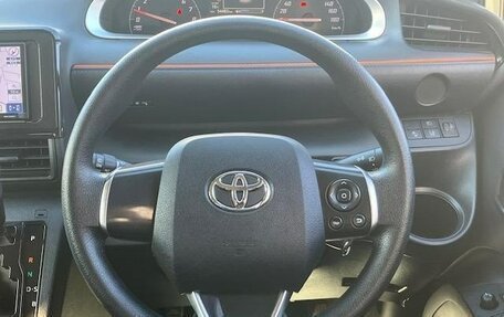 Toyota Sienta II, 2018 год, 1 265 000 рублей, 11 фотография