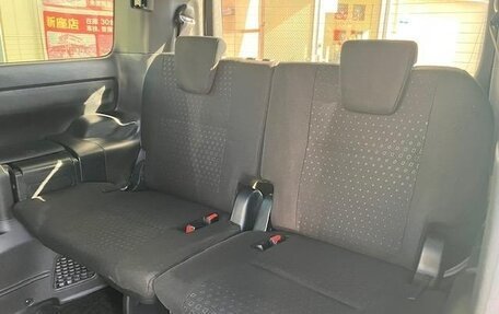 Toyota Sienta II, 2018 год, 1 265 000 рублей, 35 фотография