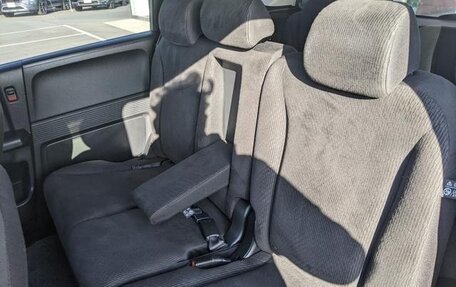 Honda Freed I, 2012 год, 893 000 рублей, 28 фотография