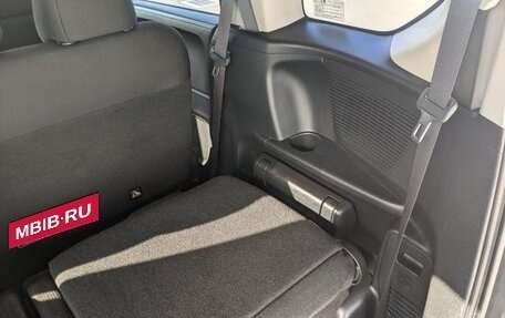 Honda Freed I, 2012 год, 893 000 рублей, 26 фотография