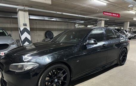 BMW 5 серия, 2016 год, 2 700 000 рублей, 3 фотография