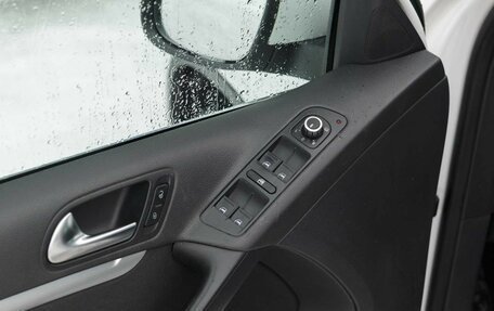 Volkswagen Tiguan I, 2011 год, 1 399 000 рублей, 16 фотография