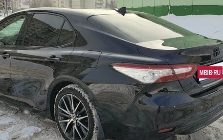 Toyota Camry, 2021 год, 3 300 000 рублей, 7 фотография