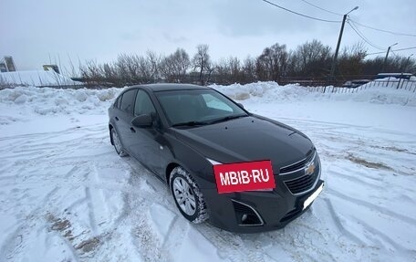 Chevrolet Cruze II, 2013 год, 800 000 рублей, 4 фотография