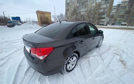 Chevrolet Cruze II, 2013 год, 800 000 рублей, 6 фотография