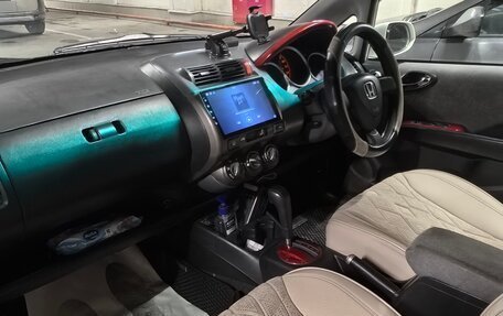 Honda Fit III, 2001 год, 399 000 рублей, 17 фотография