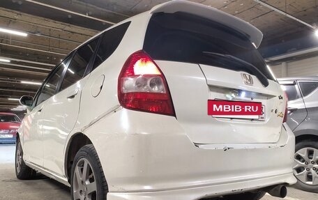 Honda Fit III, 2001 год, 399 000 рублей, 10 фотография