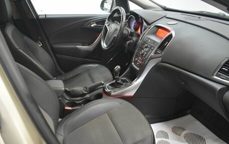 Opel Astra J, 2011 год, 619 000 рублей, 9 фотография