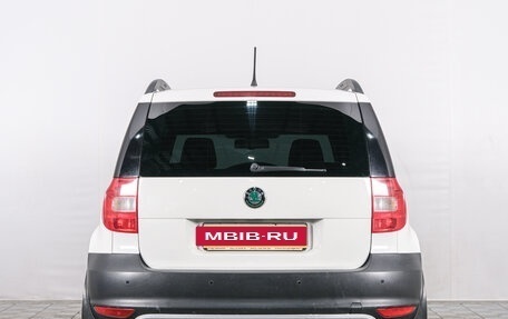 Skoda Yeti I рестайлинг, 2012 год, 1 199 000 рублей, 6 фотография