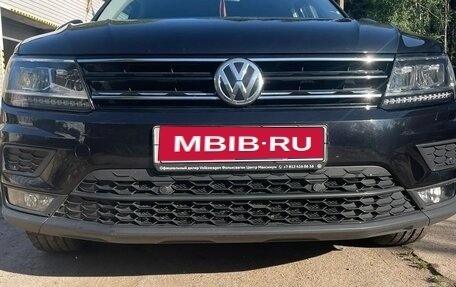 Volkswagen Tiguan II, 2020 год, 2 400 000 рублей, 1 фотография