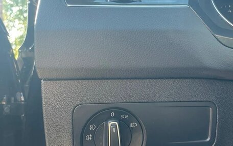 Volkswagen Tiguan II, 2020 год, 2 400 000 рублей, 18 фотография