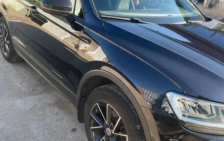 Volkswagen Tiguan II, 2020 год, 2 400 000 рублей, 22 фотография