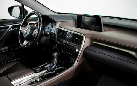 Lexus RX IV рестайлинг, 2018 год, 3 400 000 рублей, 10 фотография