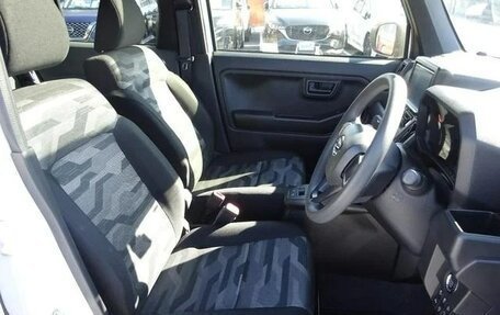 Daihatsu Taft, 2022 год, 1 068 000 рублей, 23 фотография