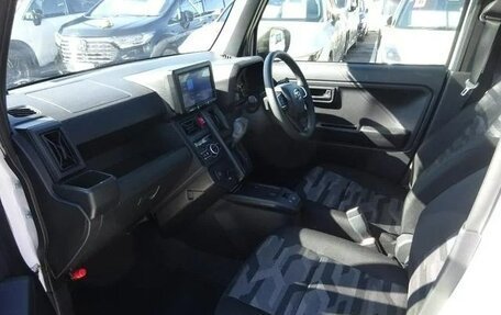 Daihatsu Taft, 2022 год, 1 068 000 рублей, 28 фотография