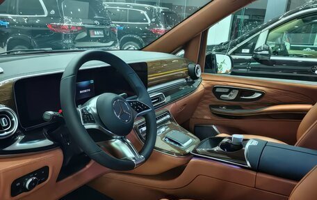 Mercedes-Benz V-Класс, 2025 год, 10 300 000 рублей, 5 фотография