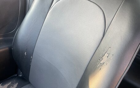 Toyota Ractis I, 2005 год, 480 000 рублей, 13 фотография