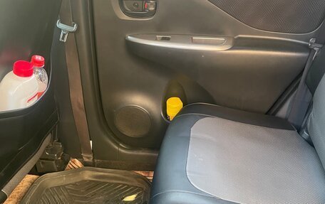 Toyota Ractis I, 2005 год, 480 000 рублей, 16 фотография