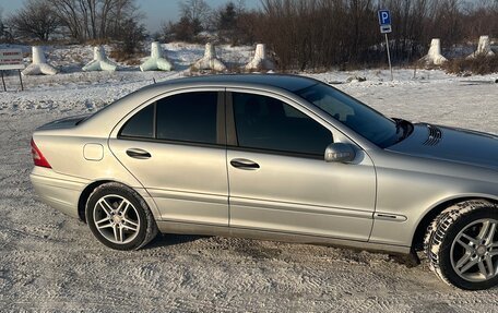 Mercedes-Benz C-Класс, 2003 год, 470 000 рублей, 3 фотография