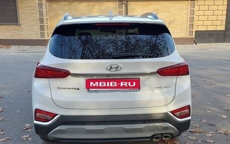 Hyundai Santa Fe IV, 2018 год, 2 990 000 рублей, 6 фотография
