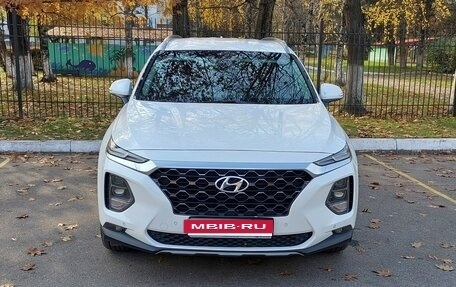 Hyundai Santa Fe IV, 2018 год, 2 990 000 рублей, 2 фотография