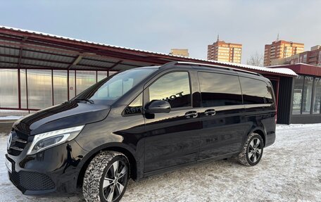 Mercedes-Benz V-Класс, 2022 год, 7 290 000 рублей, 1 фотография