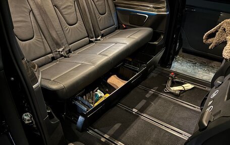 Mercedes-Benz V-Класс, 2022 год, 7 290 000 рублей, 20 фотография