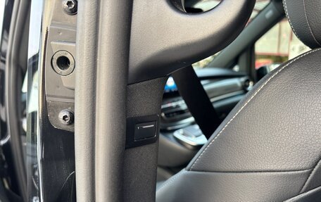 Mercedes-Benz V-Класс, 2022 год, 7 290 000 рублей, 25 фотография