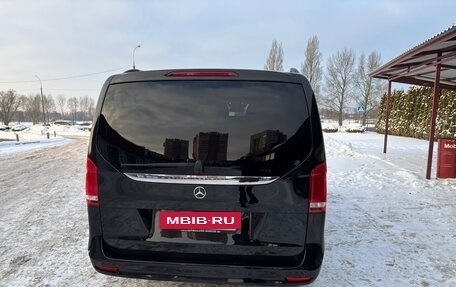 Mercedes-Benz V-Класс, 2022 год, 7 290 000 рублей, 32 фотография