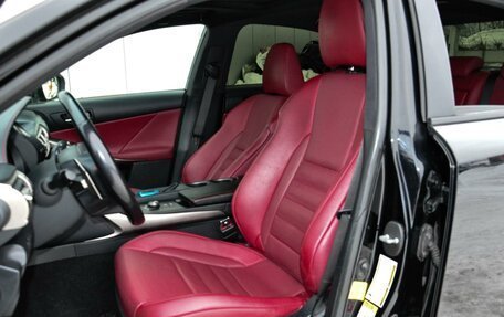 Lexus IS III, 2016 год, 2 675 003 рублей, 6 фотография