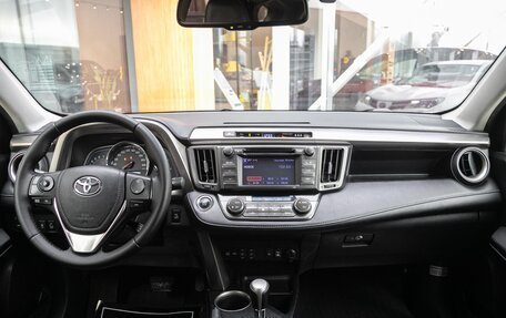 Toyota RAV4, 2013 год, 1 898 000 рублей, 17 фотография