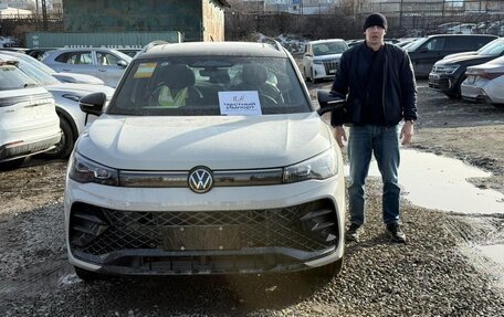 Volkswagen Tiguan, 2025 год, 4 900 000 рублей, 3 фотография