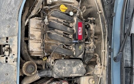 Renault Logan I, 2010 год, 700 000 рублей, 11 фотография