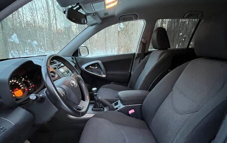 Toyota RAV4, 2010 год, 1 300 000 рублей, 11 фотография