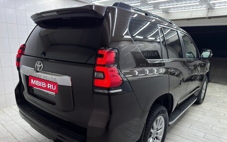 Toyota Land Cruiser Prado 150 рестайлинг 2, 2018 год, 5 850 000 рублей, 6 фотография