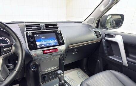 Toyota Land Cruiser Prado 150 рестайлинг 2, 2018 год, 5 850 000 рублей, 14 фотография