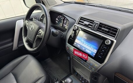 Toyota Land Cruiser Prado 150 рестайлинг 2, 2018 год, 5 850 000 рублей, 20 фотография