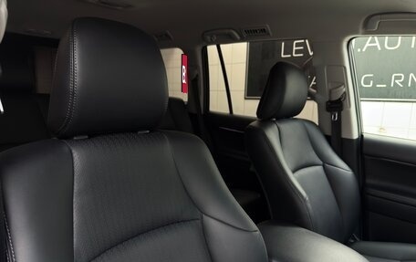 Toyota Land Cruiser Prado 150 рестайлинг 2, 2018 год, 5 850 000 рублей, 23 фотография