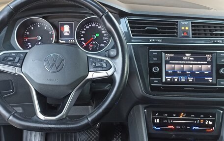 Volkswagen Tiguan II, 2020 год, 2 400 000 рублей, 6 фотография