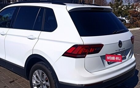 Volkswagen Tiguan II, 2020 год, 2 400 000 рублей, 2 фотография