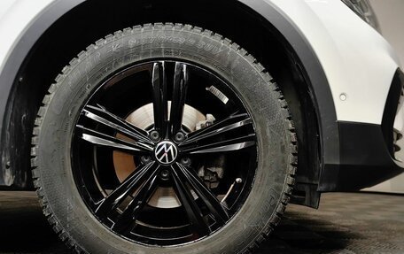 Volkswagen Tiguan II, 2022 год, 3 550 000 рублей, 9 фотография