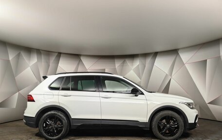 Volkswagen Tiguan II, 2022 год, 3 550 000 рублей, 6 фотография