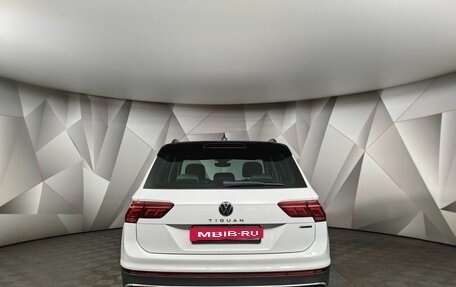 Volkswagen Tiguan II, 2022 год, 3 550 000 рублей, 8 фотография