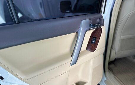 Toyota Land Cruiser Prado 150 рестайлинг 2, 2016 год, 4 300 000 рублей, 7 фотография