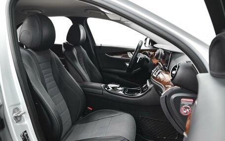 Mercedes-Benz E-Класс, 2017 год, 2 869 000 рублей, 8 фотография