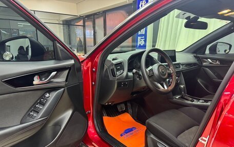 Mazda CX-4, 2023 год, 2 350 000 рублей, 7 фотография