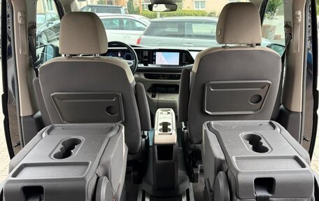 Volkswagen Multivan, 2022 год, 5 440 000 рублей, 18 фотография